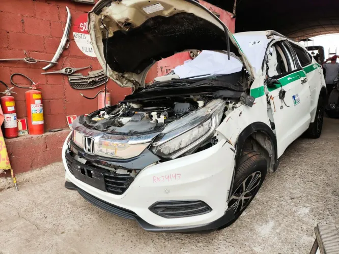 VENDO PEÇAS HRV 1.8 AUTOMÁTICO 2021 - COM NOTA FISCAL 
