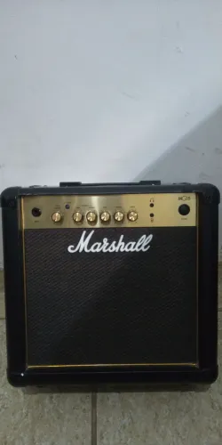 Amplificador Marshall MG15