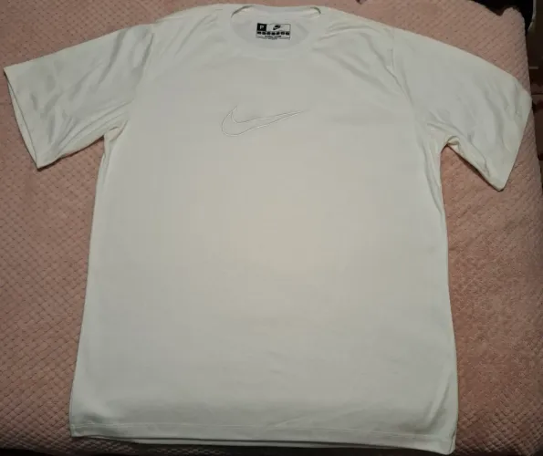Camiseta Nike oversized malhão suedine 250g/m2