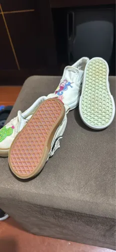 Dois vans original TAM 18