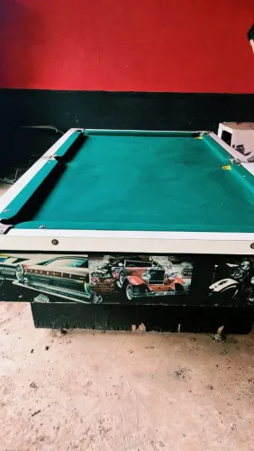 Vende-se mesa de sinuca !