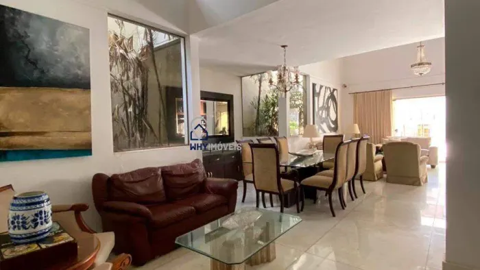 Casa residencial à venda no Belvedere com piscina e 4 vagas