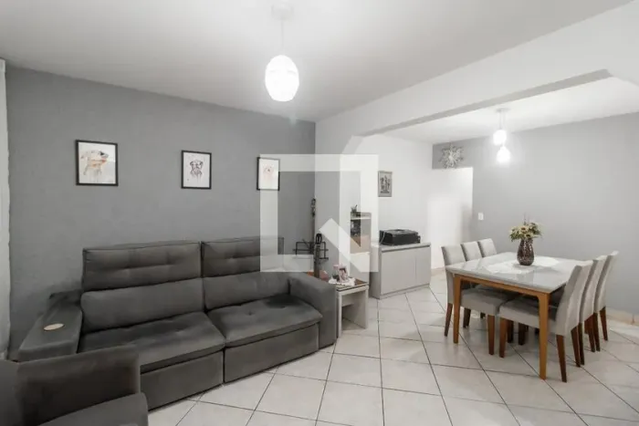Casa à Venda - Vila Guilhermina, 3 Quartos, 145 m2