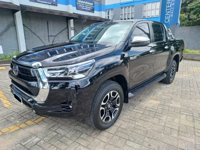 Toyota Hilux CD SRX 4X4 2.8 TDI 16V Diesel Aut. 2021