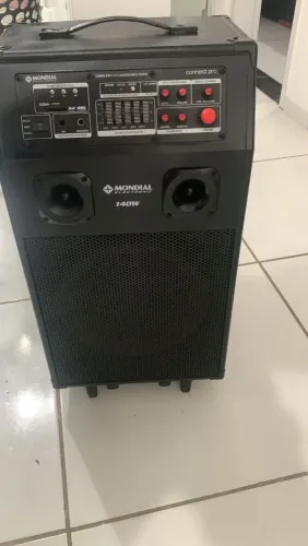Caixa amplificada Mondial 140 W