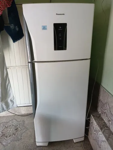 Vendo uma geladeira