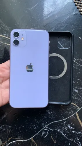 iPhone 11 64GB