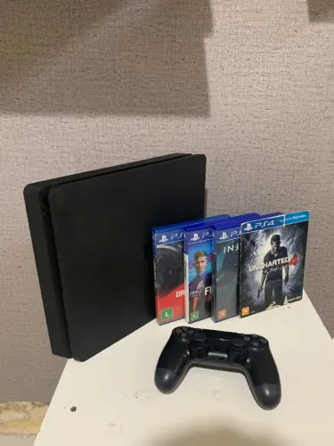 PS4