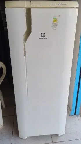 Geladeira Frost Free Electrolux 322 litros funcionando perfeitamente top!!!