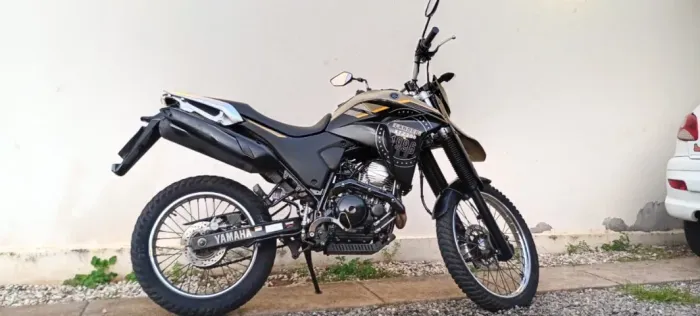 XTZ 250 LANDER / ABS BLUEFLEX / TODA EM DIAS / IPVA E LICENCIAMENTO / SEM MULTAS