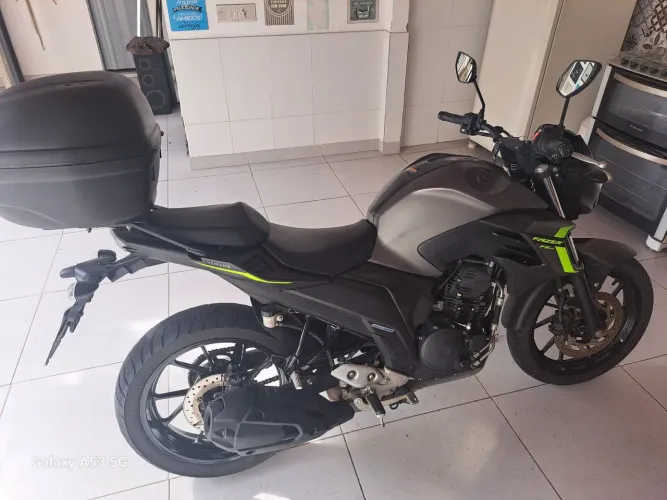 Vendo yamaha fz25 2023/2024