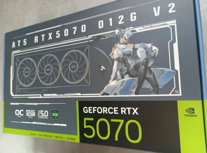 RTX 5070 Asus Atlas Shark v2