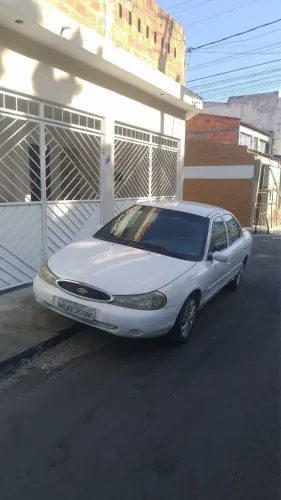 Ford Mondeo CLX 2.0i 4P MEC 1997