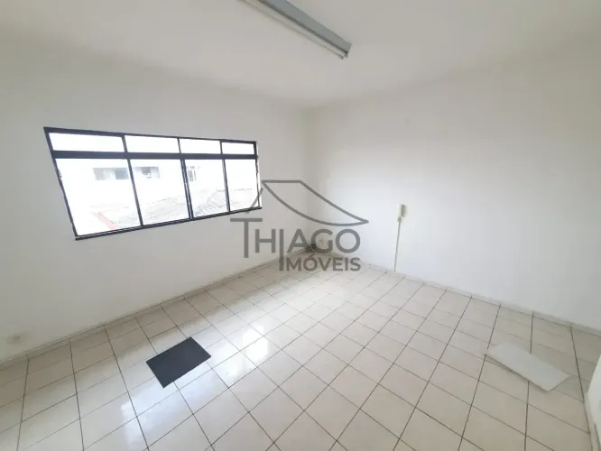 Excelente sala comercial de 28,58m² na Vila Diva, para seu negócio ou e-commerce, fácil ac