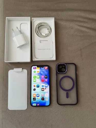 iPhone 13 256 GB Meia-Noite - Impecável