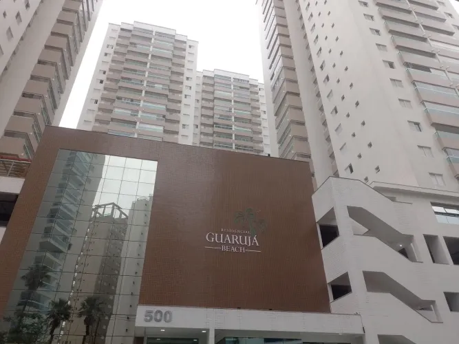 Apartamento no Guarujá Beach 2 e 3 dormitórios