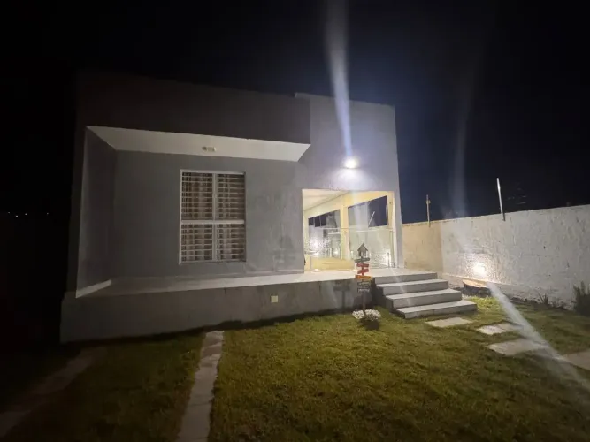 CASA À VENDA EM SERRA NEGRA BEZERROS/PE