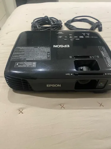 Projetor Epson S18+ Excelente estado!!!