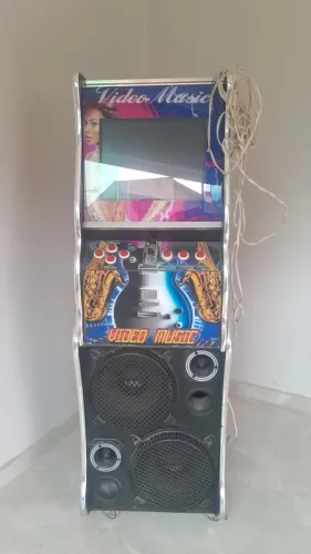 Maquina de musica para a diversão