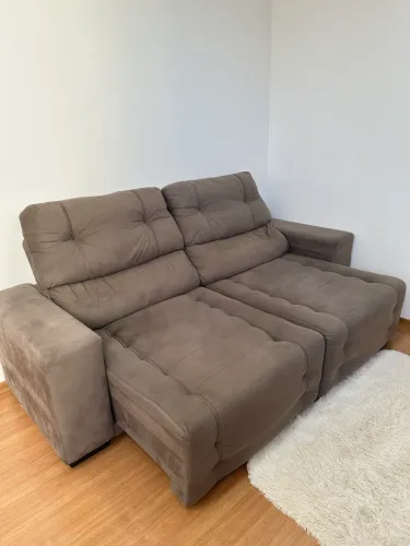 Sofá semi novo