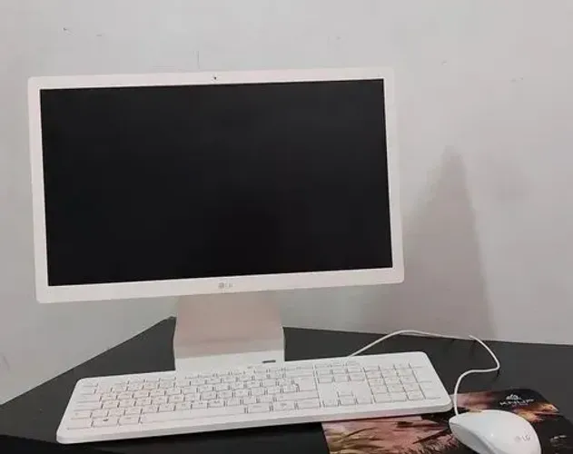 Computador Não está ligando,peças de reposição e sem HD