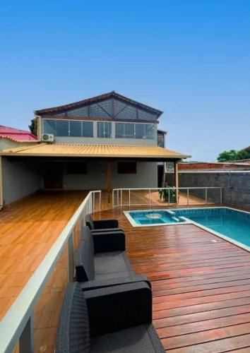 Casa 4 quartos com piscina aquecida e salão de festas no 2º andar em Ibirité/MG