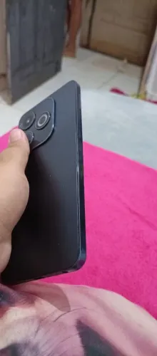 Vendo um celular infinity hot 40 i novinho