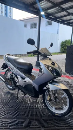 Yamaha Neo 115 2011 Prata | 45.000 km | Toda Original | Muito Conservada