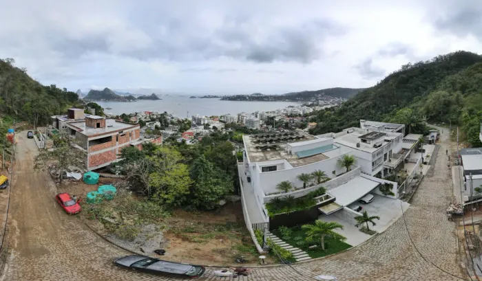 Terreno à venda na Rua Doutor Armando Lopes, Charitas, Niterói - RJ