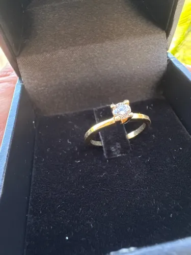Anel de ouro 18k com diamante 20 pontos