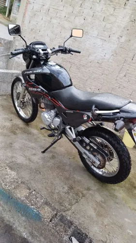 HONDA NX4 FALCON 400 CARBURADA