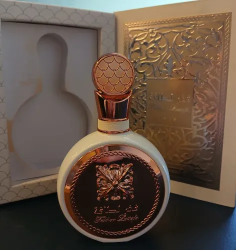 Vendo Perfume da Sereia Fakhar Rose Perfume. Original 100ml