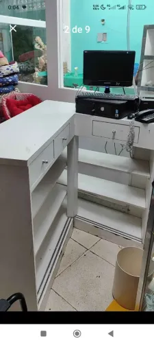 Balcão branco loja expositor vitrine com gaveta em L