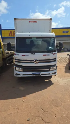 Volkswagen baú ano 21/22 semi novo