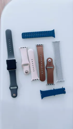 Vendo Apple Watch série 3 Nike, acompanha algumas pulseiras 