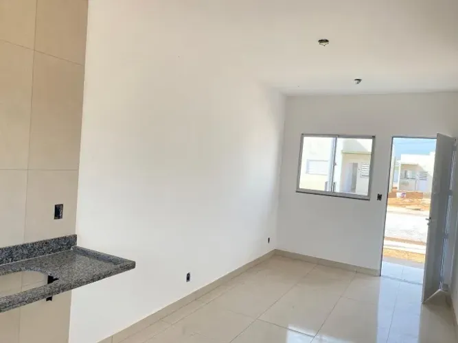 Vendo casa ágio condomínio João barro 60.000