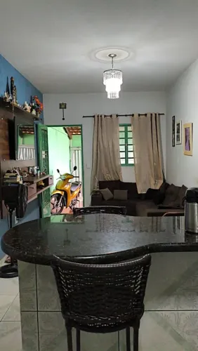 VENDE-SE CASA NO SETOR FONTE NOVA - GOIÂNIA