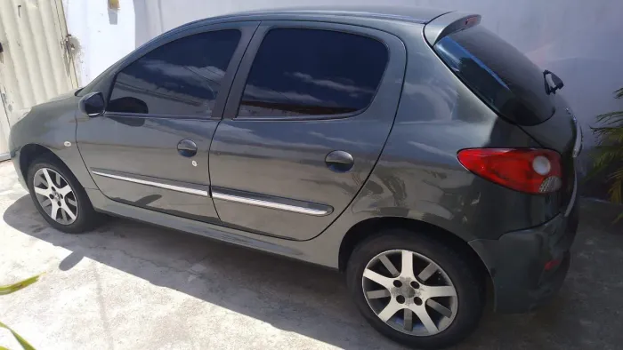 Peugeot 207 XR Sport 1.4 Flex 8V 5P 2013