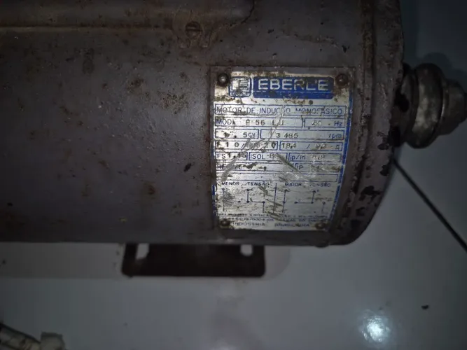 Motor monofásico Eberle 1.5 CV, 3485 RPM