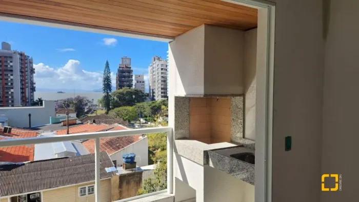 Apartamento Agronômica 2 dorms com suíte, vista para o mar - NOvo
