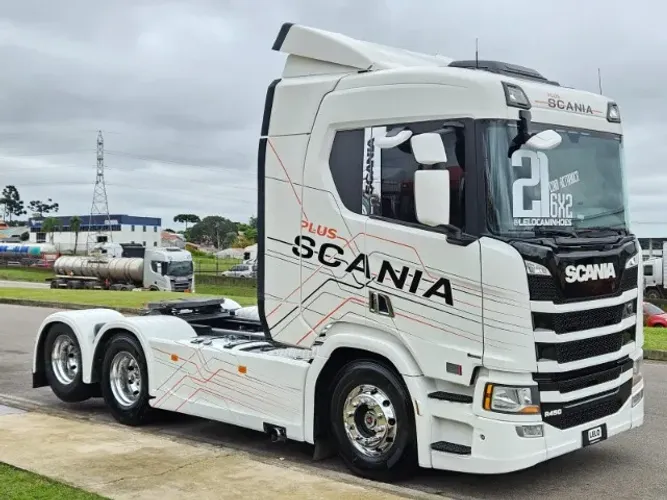 Scania R450 6x2 Plus Ano 2021 Automático Retarder Farol de teto e grade Rodas Alumínio
