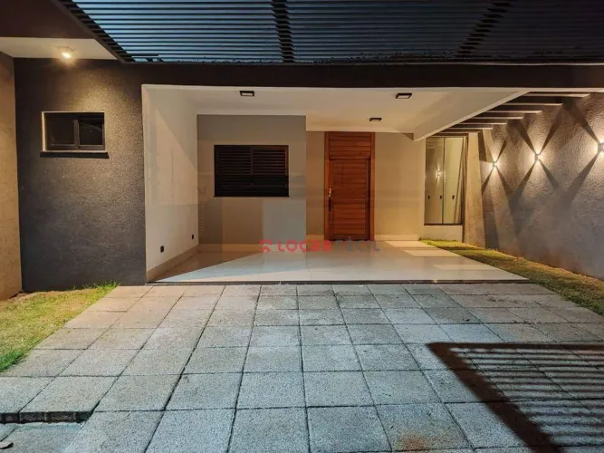Casa com 3 dormitórios à venda, 141 m² por R$ 850.000,00 - Bom Jardim - Maringá/PR
