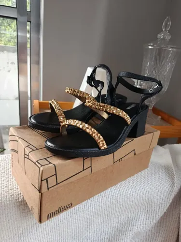 Melissa original nova número 37