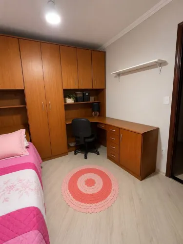 Dormitorio madeira