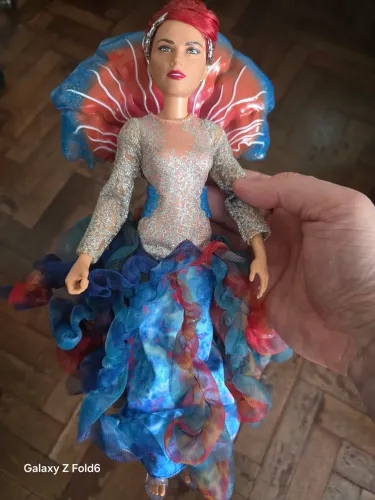 Boneca Princesa Mera