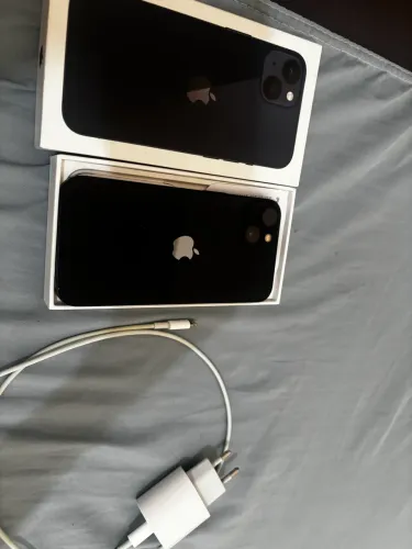 IPHONE 13 , BATERIA 86% , VAI COM A CAIXA DELE EO CARREGADOR