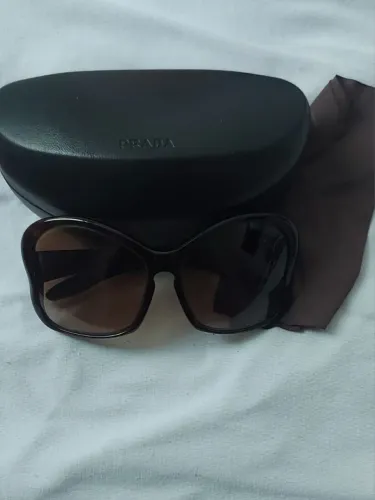 Óculos de sol Prada
