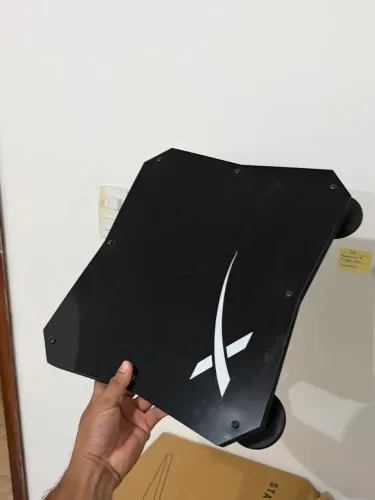 Case veicular para Starlink Mini
