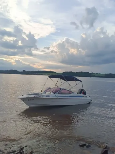 Lancha Strider 170 - Motor 90hp 2T 