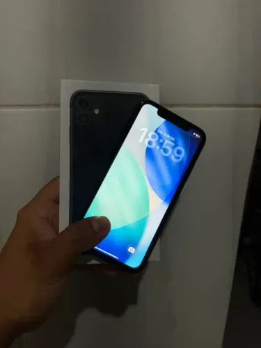 iPhone 11